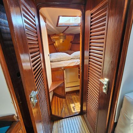 Sailboat Home Βαρκελώνη Εξωτερικό φωτογραφία