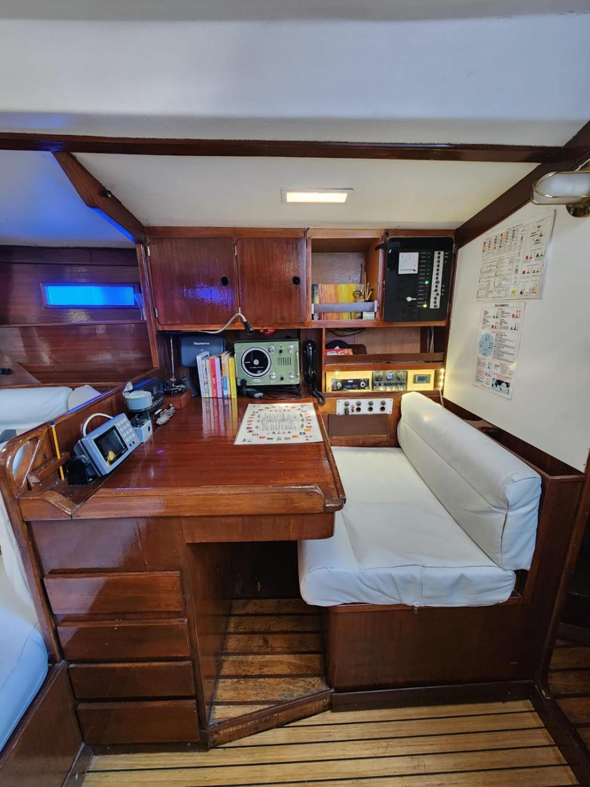 Sailboat Home Βαρκελώνη Εξωτερικό φωτογραφία