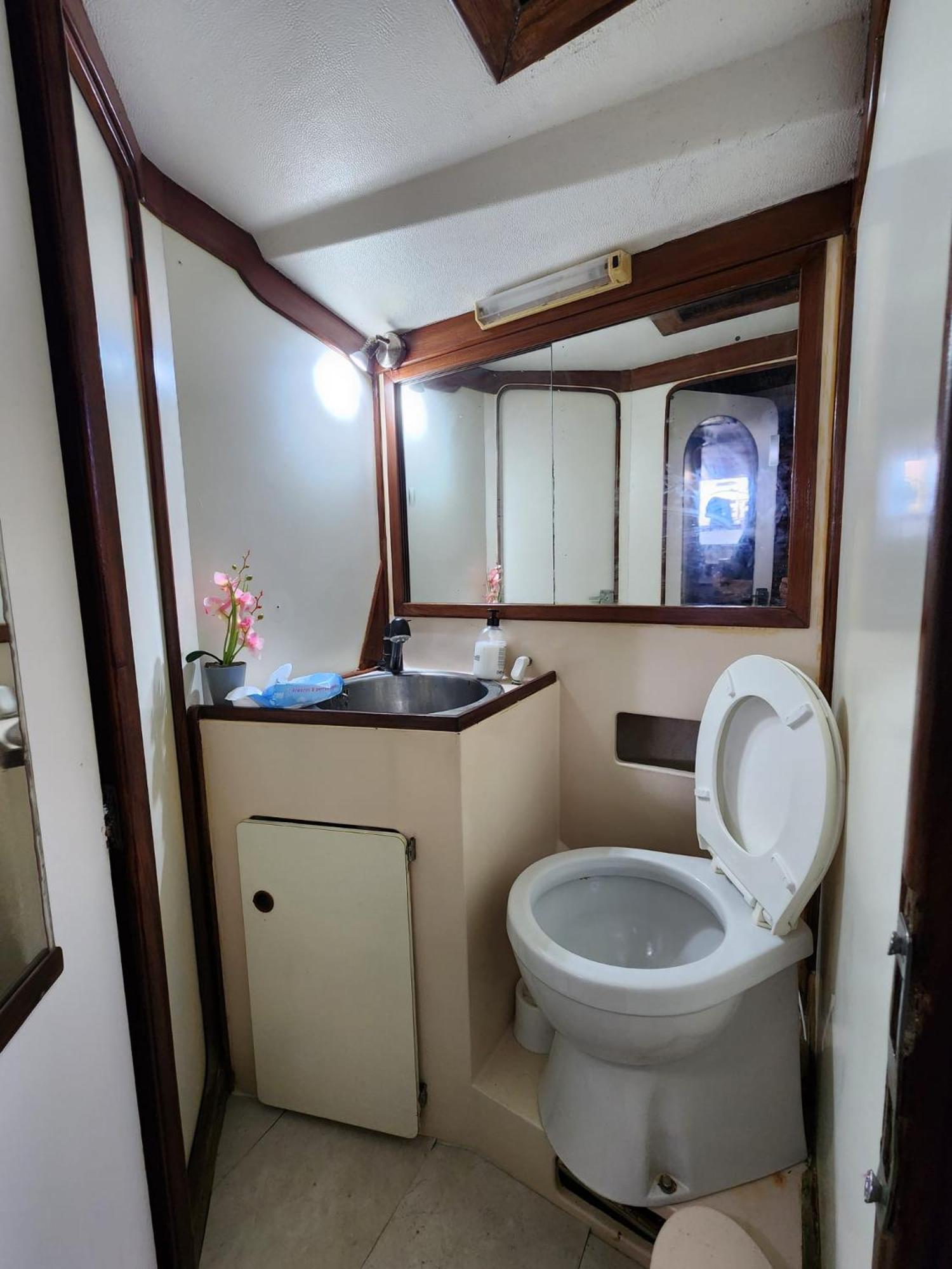 Sailboat Home Βαρκελώνη Εξωτερικό φωτογραφία